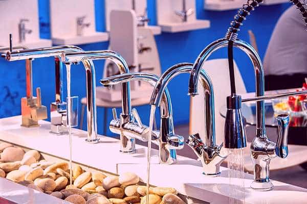 remove a kitchen faucet handle