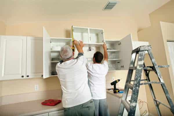 Should I Use A Specific Type Of Screw For Installing Cabinet Handles?