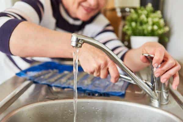 How Long Does It Take To Install A Kitchen Faucet?