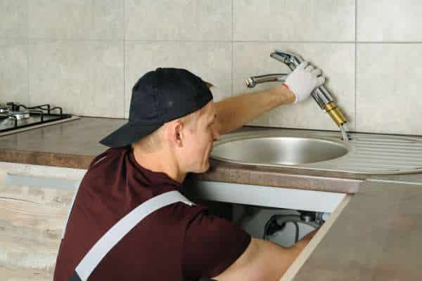 How Long Does It Take To Install A Moen Kitchen Faucet?