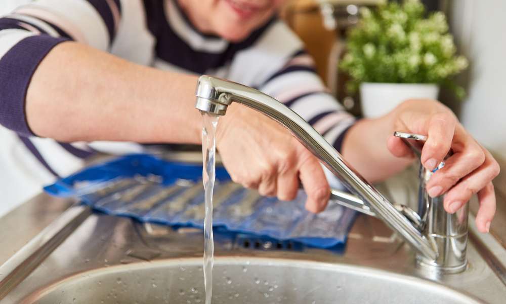 How To Remove A Single Handle Kitchen Faucet