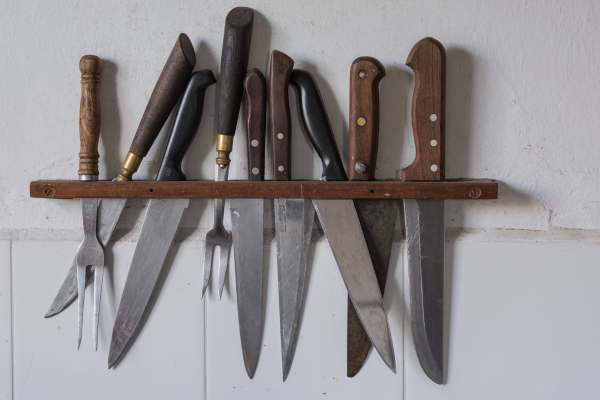 Can Gravity Knives Be Used For Everyday Tasks?