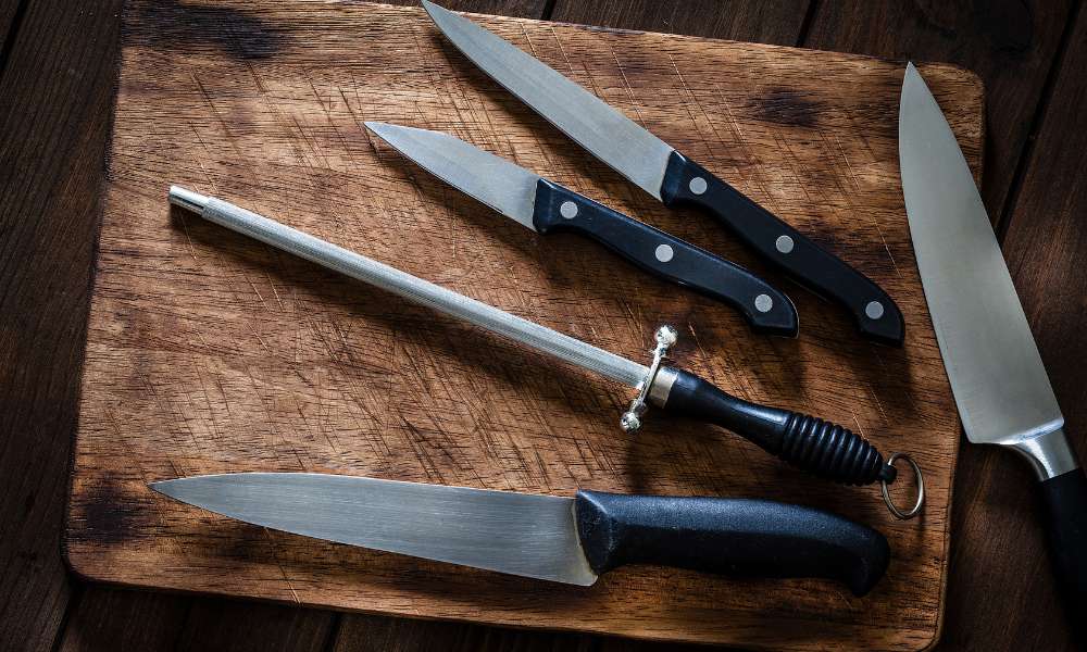 How To Sharpen Kitchen Knives At Home