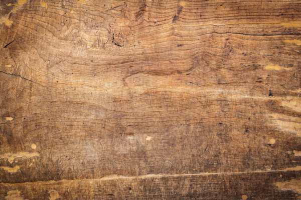 Removing Stubborn Stains from a White Cutting Board