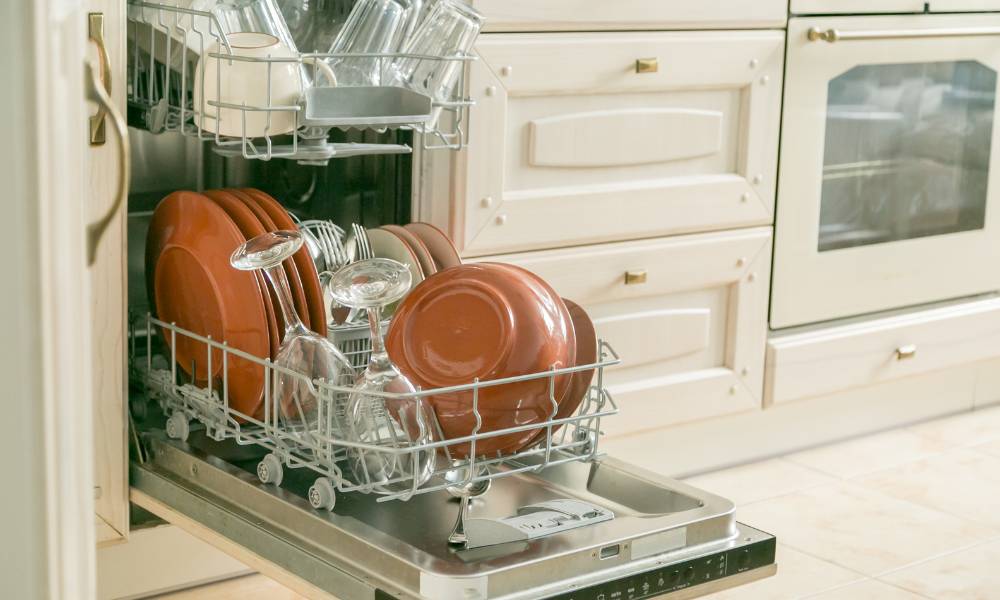 How to Deep Clean Dishwasher